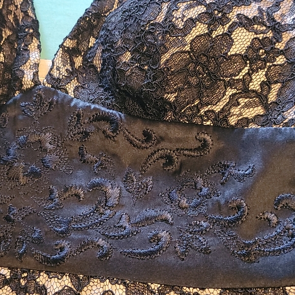 Beautiful Cocktail dress - Picture 8 of 9